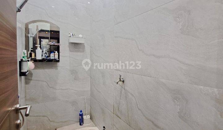 Rumah Modern Minimalis Dalam Perumahan Dikota Serang Dekat Polda 6
