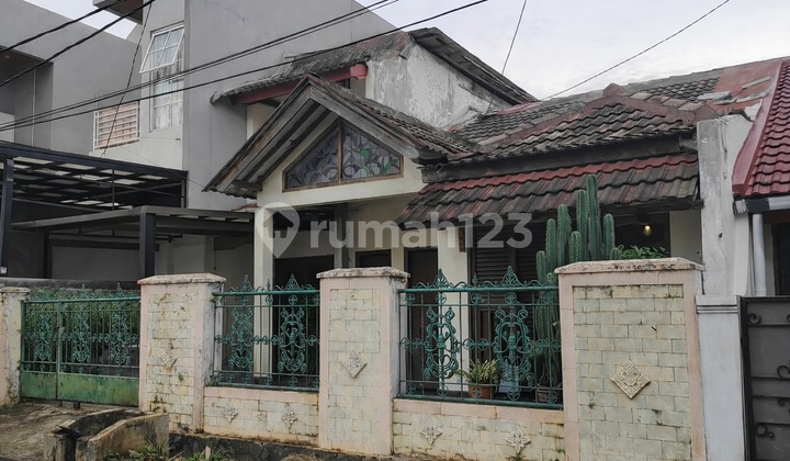 Rumah Lama Jual Murah di Bawah Pasaran!!! Lokasi Jakasetia Bekasi Dekat Grand Galaxy Akses 2 Mobil Lebar Pr01