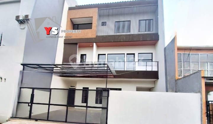 Rumah Mewah Baru 3 Lantai Duren Sawit - Siap Huni, Lokasi Strategis! Zn85 1