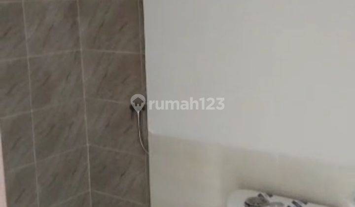 kamar mandi dijual murah apartemen transpark juanda
