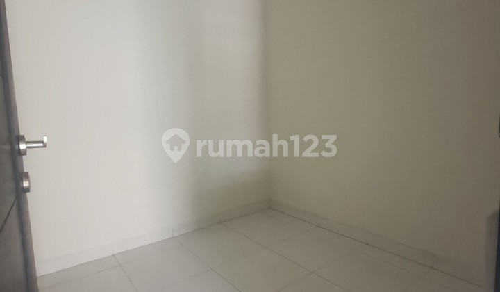 foto lainnya  rumah hoek siap huni di