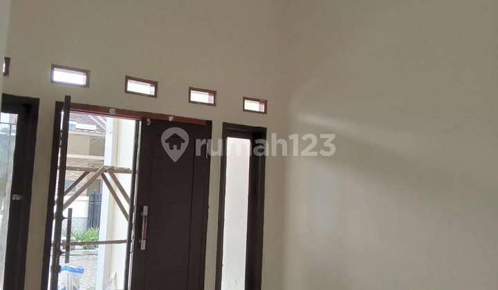 Rumah Nyaman di Blok Depan Harapan Indah Bekasi 2