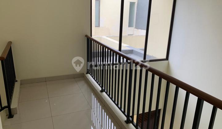  Dijual Rumah 2 Lantai Lingkungan Asri di Cluster Arana Harapan Indah Bekasi 2