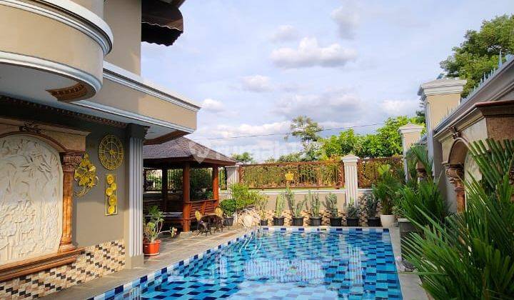 Rumah Mewah Furnish Ada Kolam Renang di Taman Modern Cakung Jakarta Timur 1