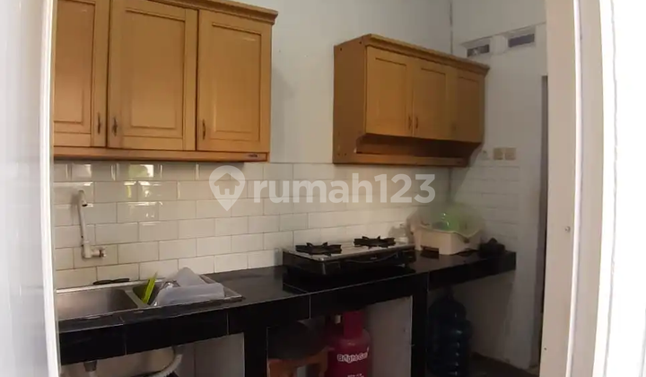 Jual Cepat Rumah Hoek 2 Lantai Harga Murah di Legenda Wisata Cibubur 2