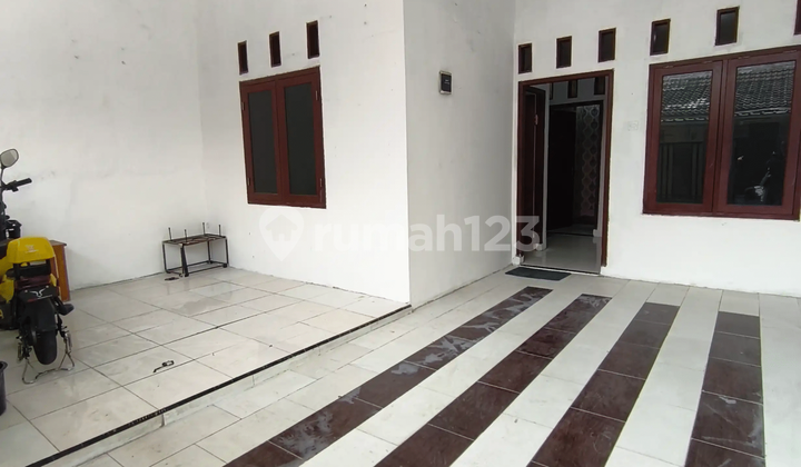 Rumah Rapi Siap Huni di Taman Wisma Asri 2 Dekat Summarecon Bekasi 2