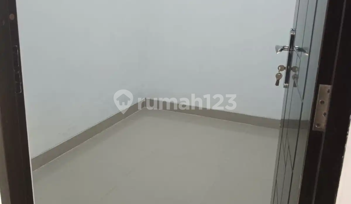 Dijual Cepat Rumah Baru Direnovasi Siap Huni di Telaga Mas Bekasi 2