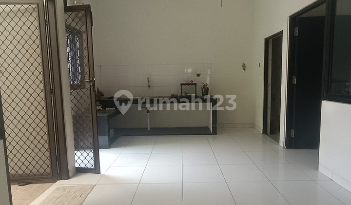 foto lainnya  rumah hoek siap huni di