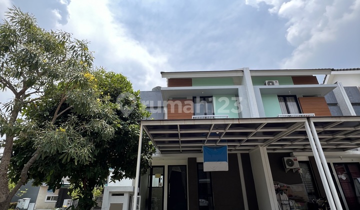 Hook house in Lavesh Cluster, Kota Harapan Indah, Bekasi, only 1 unit, land area 149 m2.