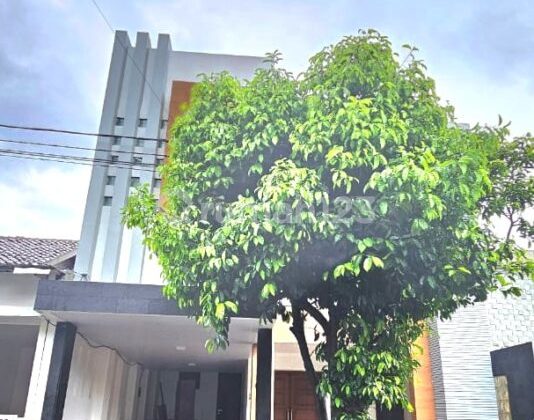 Rumah Baru 2 Lantai Minimalis Siap Huni di Kemang Pratama Bekasi