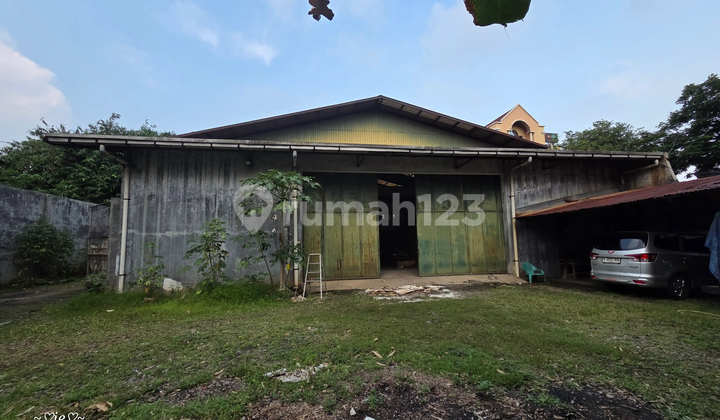 Jual Gudang Hitung Tanah Dekat Dengan Toll di Jl Jatibening Raya Bekasi Barat