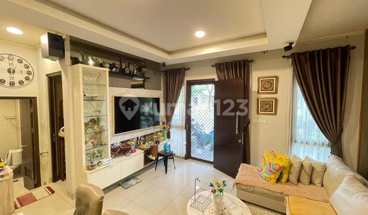 Jual Rumah di Cluster Burgundy 8X13 Premium Furnished di Summarecon Bekasi 2