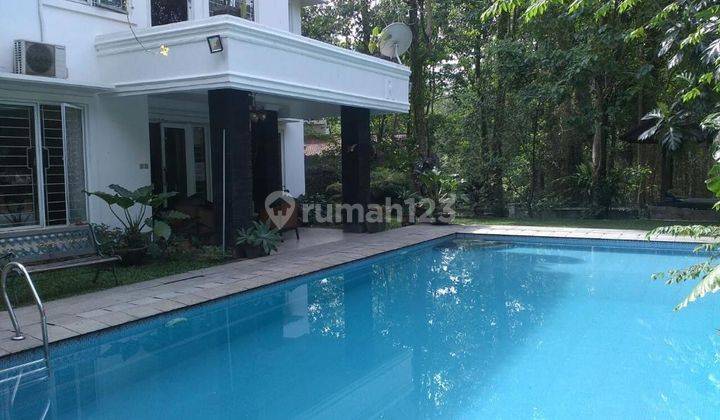 Dijual Rumah Asri Dengan Fasilitas Kolam Renang di Sentul City Bogor 1