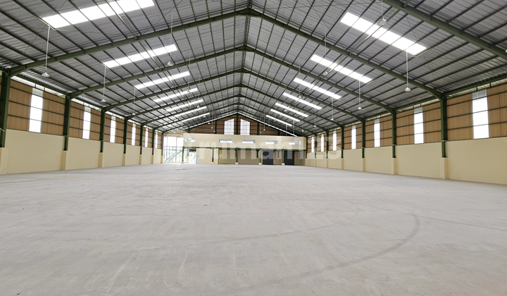 Ready-to-Occupy New Warehouse in Cikarang Industrial Area Ready-to-Occupy New Warehouse in Cikarang Industrial Area