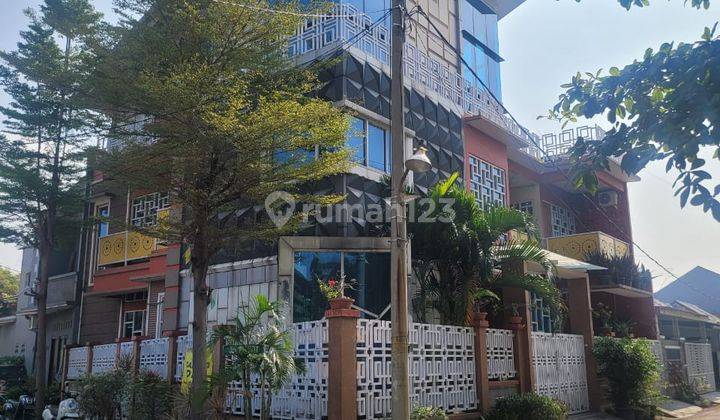 Rumah Mewah Nyaman di Perumahan Bintang Metropol Bekasi Utara 1