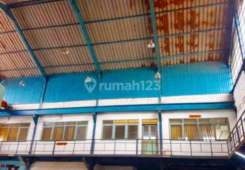 Ruang-usaha di Jl. Terusan Suryani, Bandung 1.500 m Bagus SHM 8