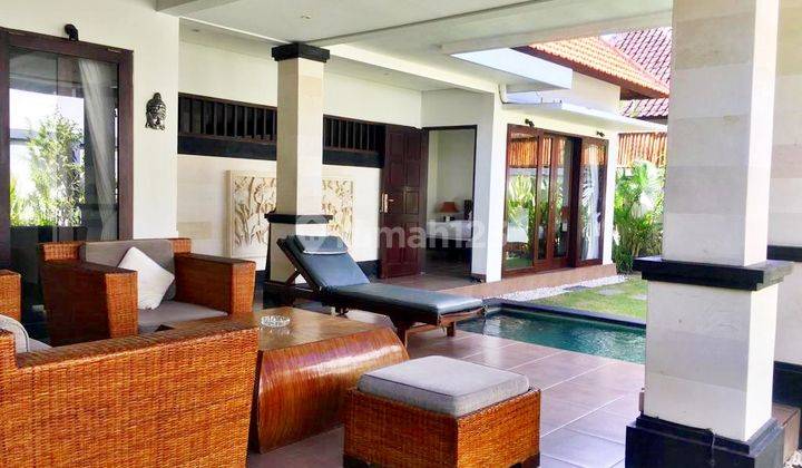 Disewakan Villa 2 Bedrooms Di Seminyak 6