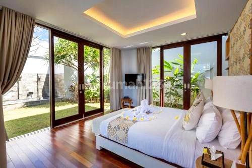 Disewakan Luxury Private Villa 3 Bedrooms Ocean View Di Nusa Dua  24