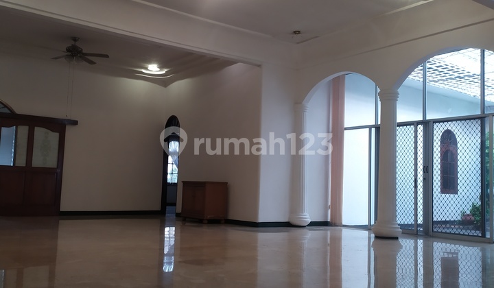 Rumah Dijual Lokasi Strategis Shm Di Cipete J0143 1