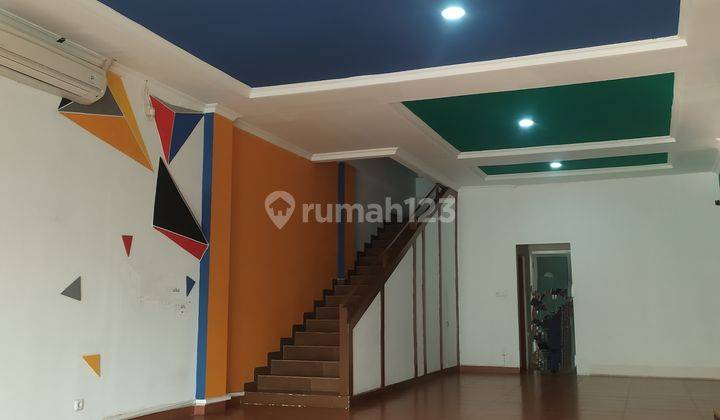 Ruko 2 Lantai Cantik Hadap Barat di Kemang S0 1