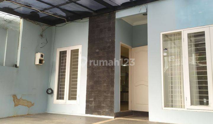 Rumah 2 Lantai Lingkungan Asri Pondok Indah S009 2