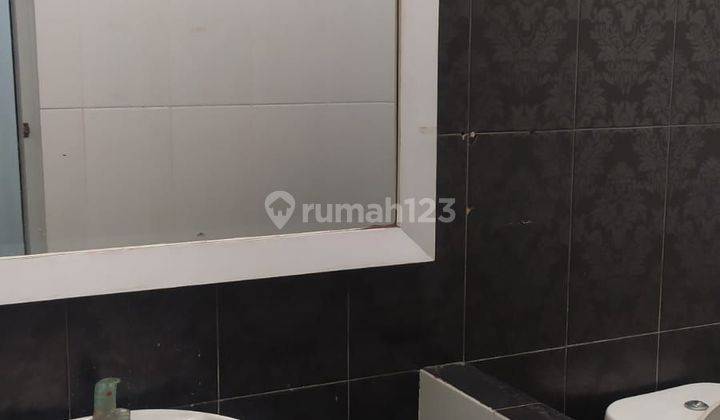 Disewakan Ruko Cantik 2 Lantai Lebar Muka 5 Meter Di Kemang S016 2