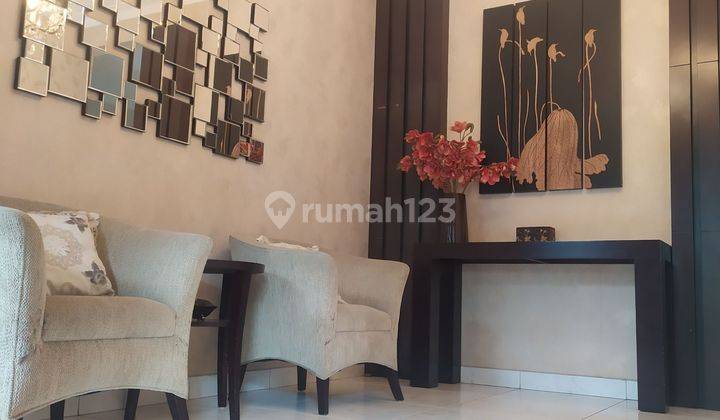 DISEWAKAN RUMAH 2 LANTAI HADAP UTARA FURNISHED PONDOK INDAH S0061 2