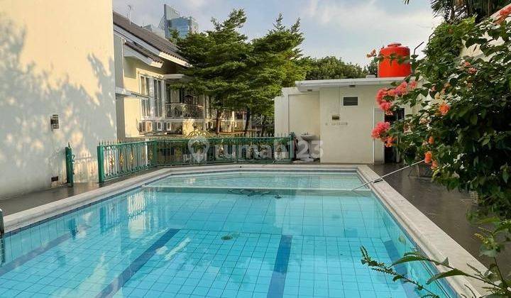 DISEWAKAN RUMAH TOWNHOUSE 3 LANTAI FULLY FURNISHED S0035 2