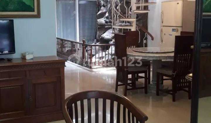 DISEWAKAN RUMAH FULLY FURNISHED DEKAT @PONDOK INDAH S0087 DISEWAKAN RUMAH FULLY FURNISHED DEKAT @PONDOK INDAH S0087
