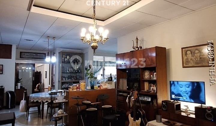 Dijual Murah Rumah Hommy Lokasi Strategis Di Kebayoran Baru 2