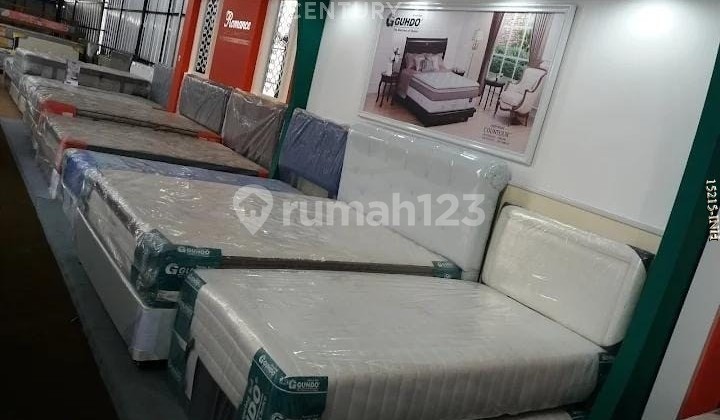 For Rent: Shop House and Warehouse in a Strategic Location in Ciputat For Rent: Shop House and Warehouse in a Strategic Location in Ciputat