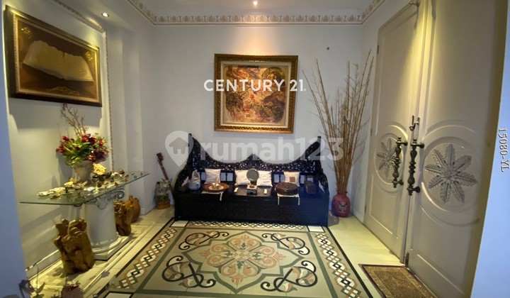 Classic HOUSE FOR SALE in Cilandak Area, Jl. M. Kahfi, Jagakarsa 2