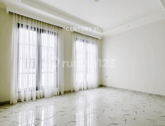 Hunian Mewah Dengan Ruang Kerja Eksklusif Untuk Gaya Hidup Modern 2