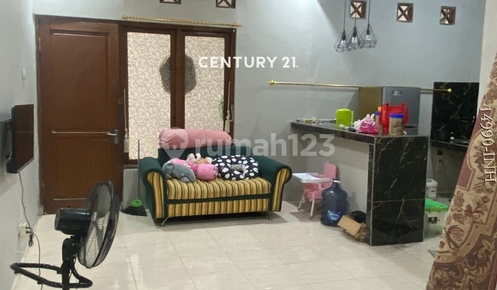 Strategic House in Pondok Gede, Easy Access to Toll Road and Mall. Strategic House in Pondok Gede, Easy Access to Toll Road and Mall.