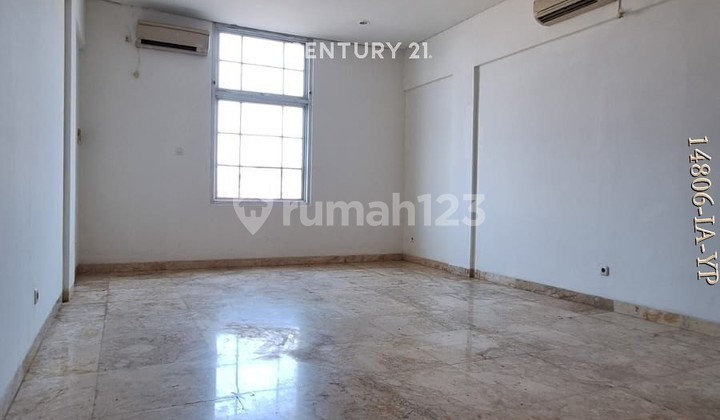 For Sale Cheap Shop House Fast in Commercial Area Ciputat For Sale Cheap Shop House Fast in Commercial Area Ciputat