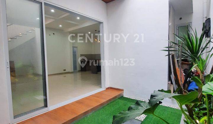 Rumah Cantik Brandnew Kucica Bintaro Jaya Sektor 9 Layout Plong 2