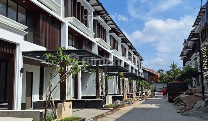 Town House Premium Terbaru Dekat Hutan Kota Yang Asri DiCilandak 2