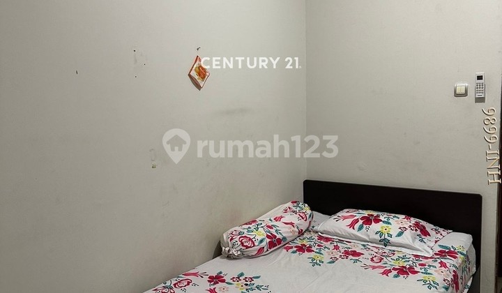 For Sale Green Lake Ciputat Apartment, Strategic Location Near Highway