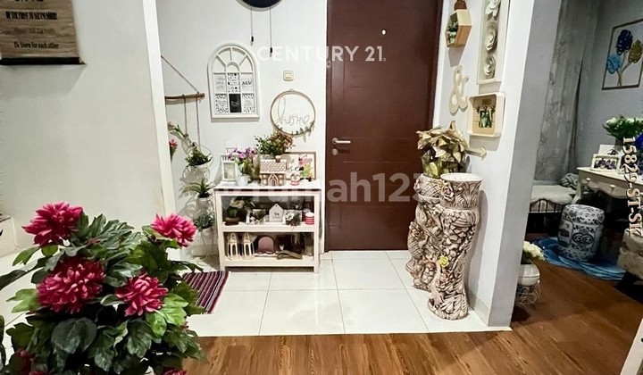 Dijual Rumah Posisi Hook Siap Huni di Discovery Bintaro 2