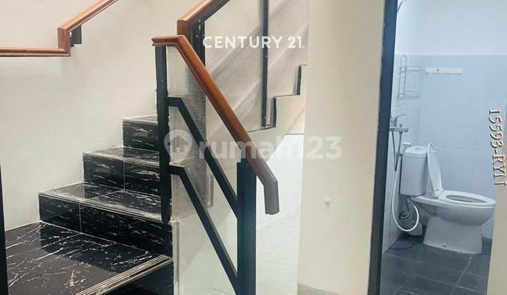 Rumah di Jual Minimalis dan Nyaman di Bintaro Sektor 5 2