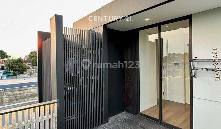 Rumah Modern Fully Furnished Premium DiKebayoran Bintaro Sektor 7 2