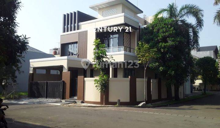 Dijual Rumah Huk 3 Lantai Dg Rooftop Di Anggrek Loka BSD 1