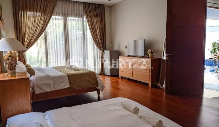 For Sale Tropical Modern House in Cilandak, South Jakarta 2