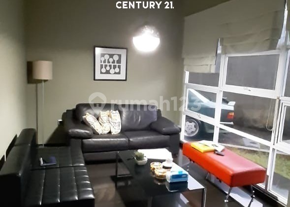 Dijual Rumah Minimalis Ada Halaman Belakang Luas Di Sektor 9 Dijual Rumah Minimalis Ada Halaman Belakang Luas Di Sektor 9