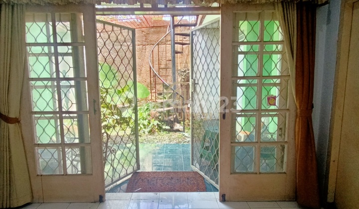 Rumah Ditanah Yang Luas One Gate System Di Pamulang Rumah Ditanah Yang Luas One Gate System Di Pamulang