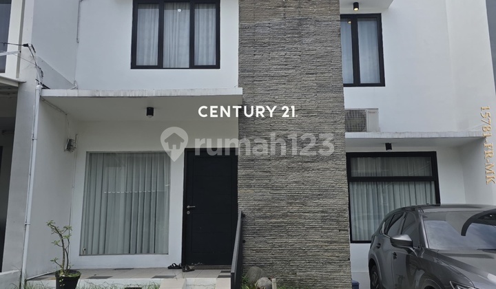 Dijual Rumah Semi Furnished 2 Lantai Nyaman dan Startegis