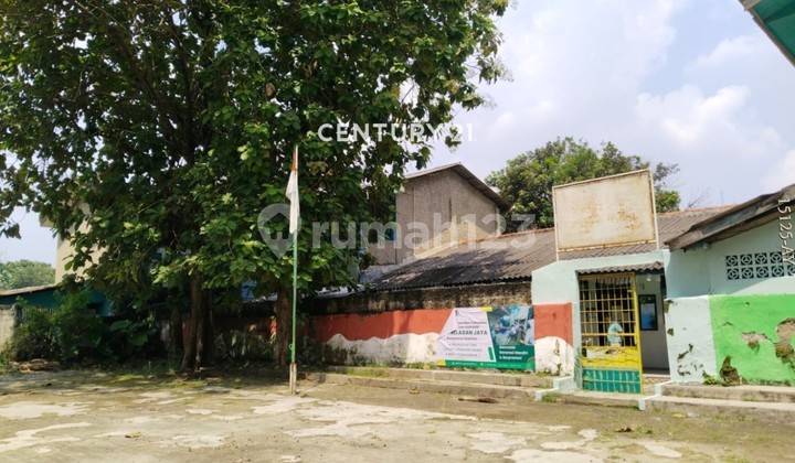Dijual Bangunan Sekolah 2 Tingkat Tanah Luas Di Pondok Labu 