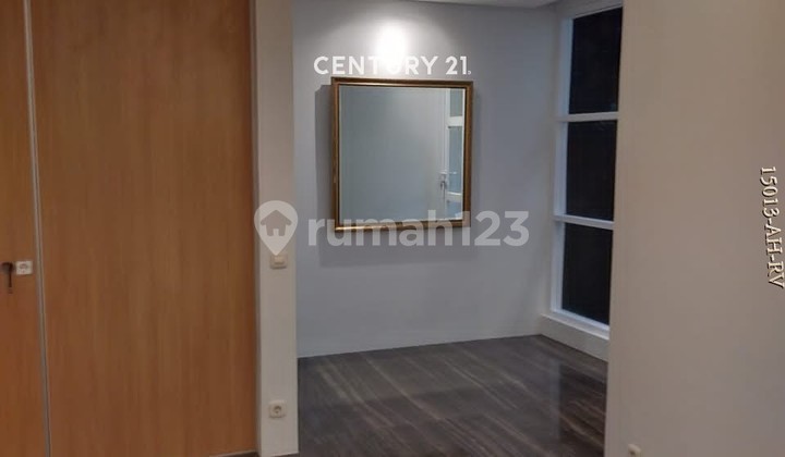 Disewakan Rumah Mewah 2 Lt Di Pondok Indah 2