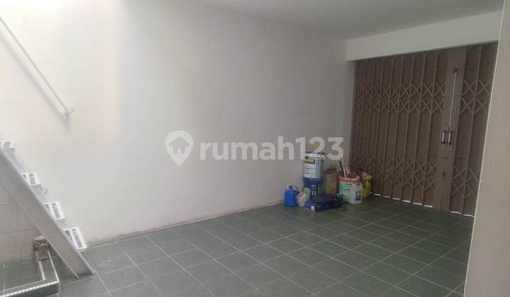 Disewa Rumah 1¼ Lantai Uk.200 M² Boulevard Citra 2