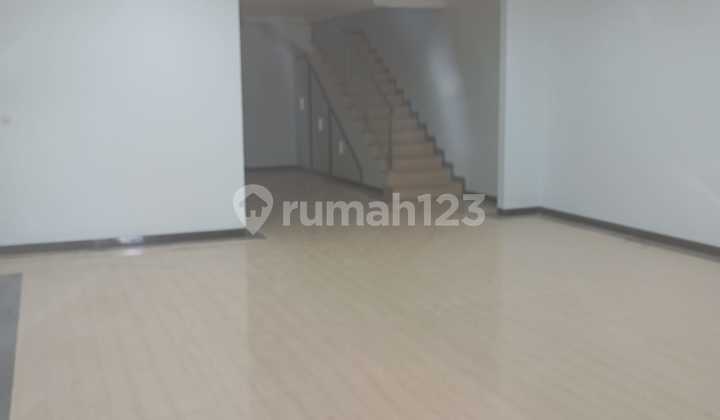 Dijual Rumah Mewah Di Taman Surya Jalan 3 Mobil Dkt Pasar Sekolah